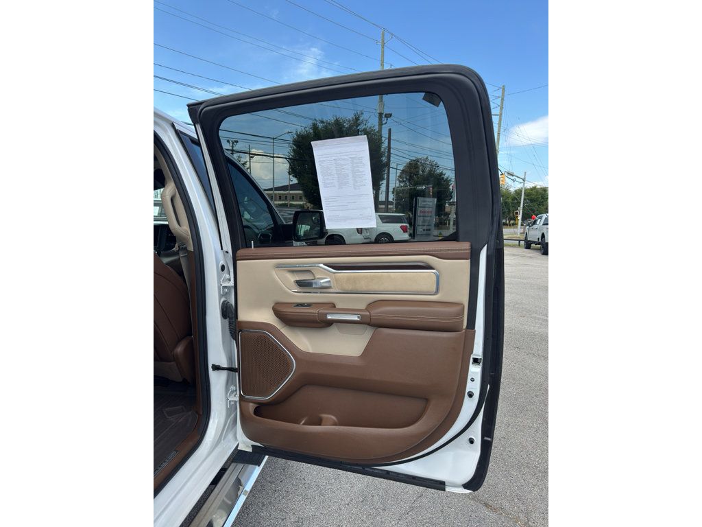Used 2021 RAM 1500 Laramie AWD/4WD image 12