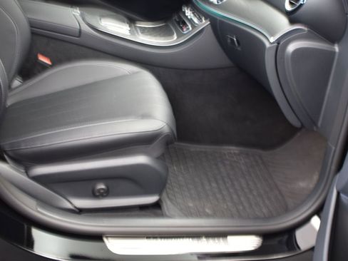 Used 2022 Mercedes-Benz E 350 Sedan image 21