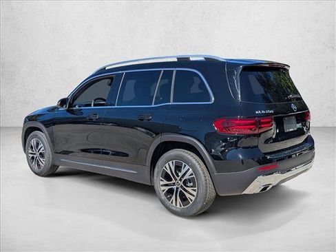 Used 2026 Mercedes-Benz GLB 250 image 8
