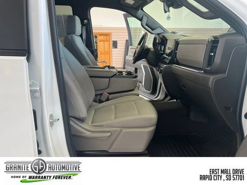 Used 2025 Chevrolet Silverado 2500 LT w/ Convenience Package AWD/4WD image 29