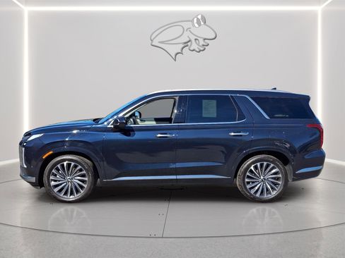 Used 2025 Hyundai Palisade Calligraphy AWD/4WD image 2