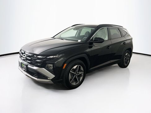 Used 2025 Hyundai Tucson SEL image 3