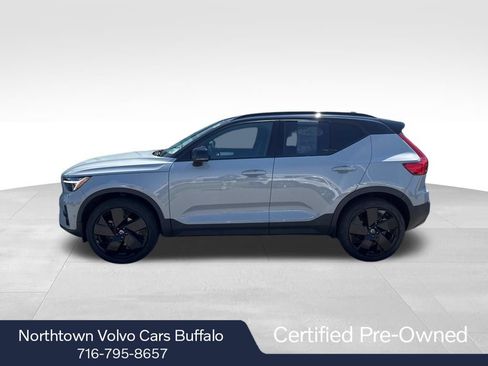 Certified 2026 Volvo XC40 B5 Ultra w/ Climate Package AWD/4WD image 2