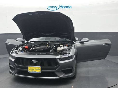 Used 2025 Ford Mustang Premium RWD image 35