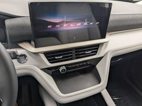 New 2026 Ford Explorer Active AWD/4WD image 11
