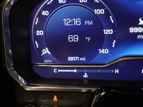 Used 2023 Chevrolet Silverado 1500 LT AWD/4WD image 37