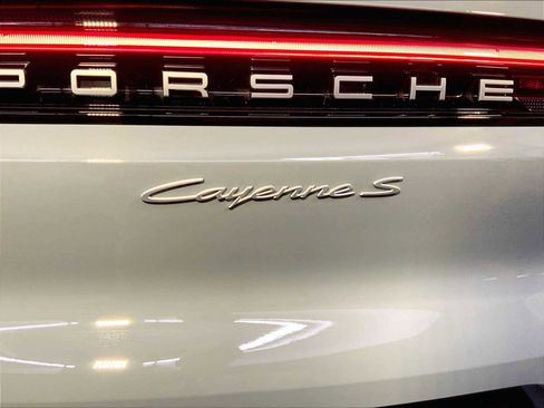 Certified 2024 Porsche Cayenne S image 35