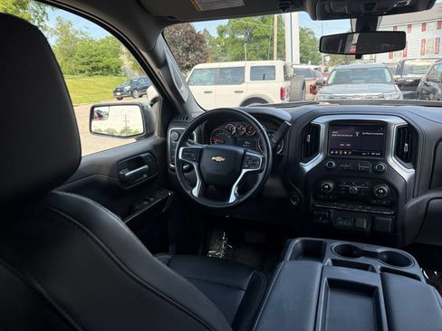 Used 2019 Chevrolet Silverado 1500 LT w/ All-Star Edition AWD/4WD image 33