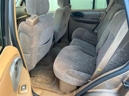 Used 2003 Chevrolet TrailBlazer LS w/ Preferred Equipment Group RWD image 13