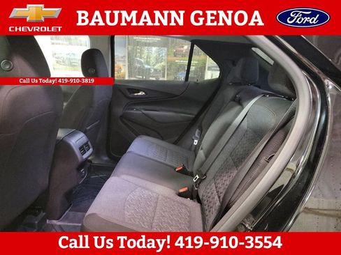 Used 2024 Chevrolet Equinox LT FWD image 18