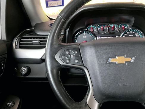 Used 2015 Chevrolet Tahoe LTZ RWD image 23