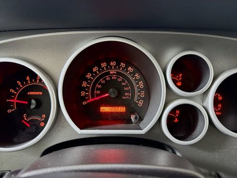 Used 2017 Toyota Sequoia SR5 image 9