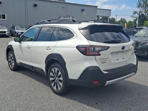 Certified 2025 Subaru Outback Limited AWD/4WD image 6