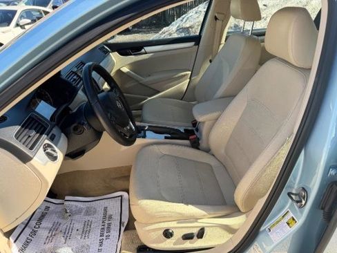 Used 2013 Volkswagen Passat TDI SE image 16