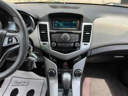 Used 2012 Chevrolet Cruze LS w/ Connectivity Package FWD image 20