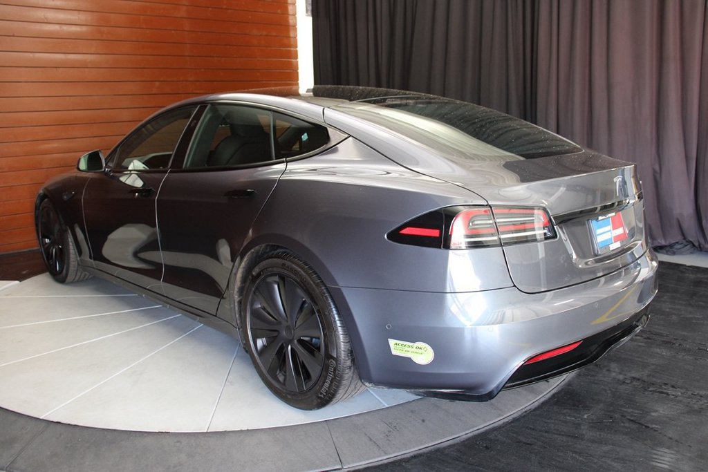 Used 2023 Tesla Model S AWD/4WD image 15