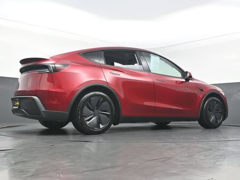 Used 2026 Tesla Model Y Long Range RWD image 44