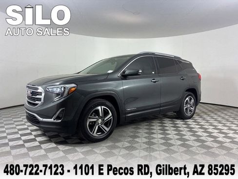 Used 2019 GMC Terrain SLT image 1