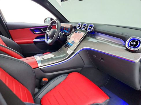 Certified 2024 Mercedes-Benz GLC 43 AMG 4MATIC image 30