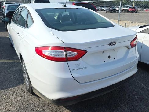Used 2013 Ford Fusion S FWD image 4
