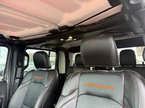 Used 2023 Jeep Gladiator Mojave w/ LED Lighting Group AWD/4WD image 21