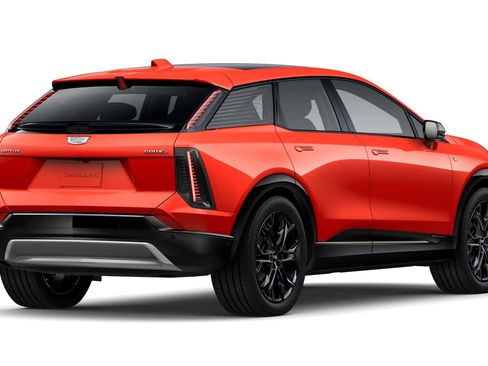 New 2025 Cadillac Optiq Sport 1 w/ LPO, ONYX Package image 29