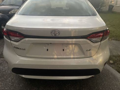 Used 2021 Toyota Corolla LE w/ Carpet Mat Package (TMS) image 32