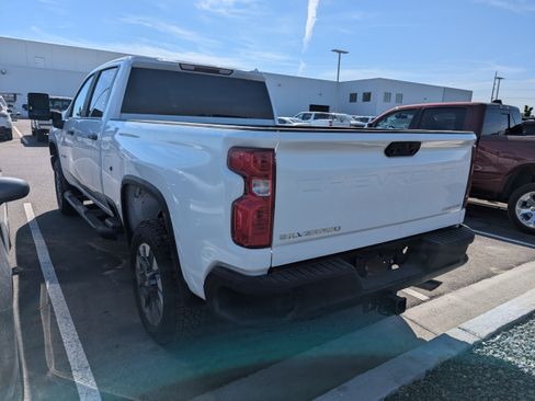 Certified 2023 Chevrolet Silverado 2500 Custom w/ Custom Convenience Package AWD/4WD image 8