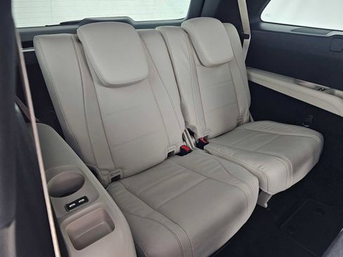 New 2026 Mercedes-Benz GLS 580 4MATIC image 13