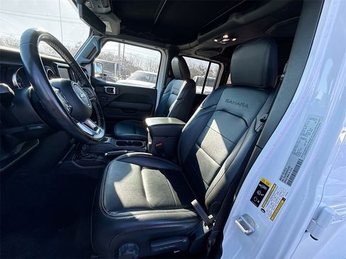 Used 2023 Jeep Wrangler Unlimited Sahara w/ Cold Weather Group image 23