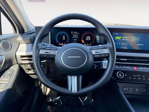 Used 2025 Hyundai Sonata SEL FWD image 14