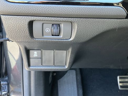 Used 2025 Honda Civic Sport image 19
