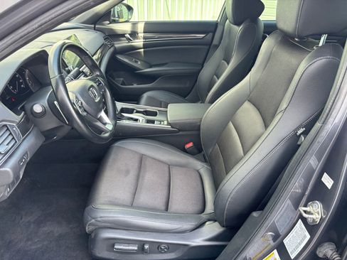 Used 2020 Honda Accord Sport image 17
