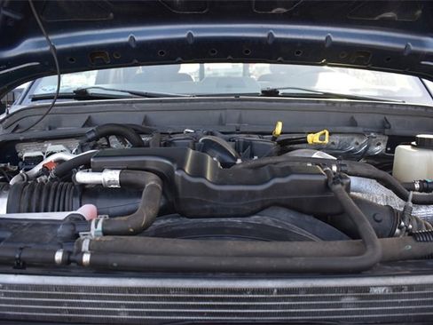 Used 2015 Ford F350 Lariat w/ Chrome Package image 36