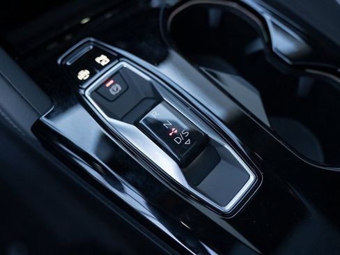 New 2025 Audi Q5 Premium image 12