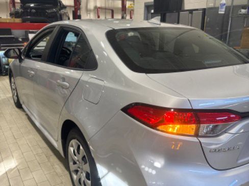 Certified 2024 Toyota Corolla LE image 42