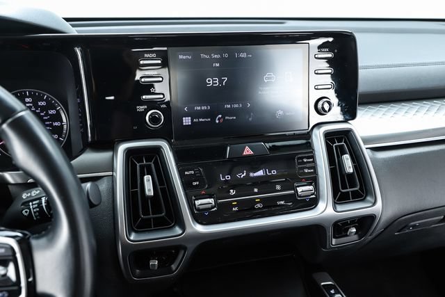 Used 2021 Kia Sorento S FWD image 28