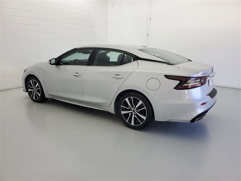Used 2023 Nissan Maxima SV w/ Floor Mat Group image 7