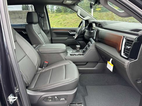 New 2026 GMC Sierra 1500 Denali w/ Denali Reserve Package image 10