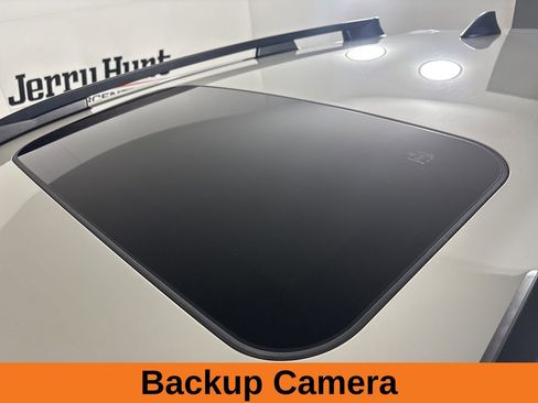 Used 2024 Subaru Crosstrek 2.0i Premium image 8