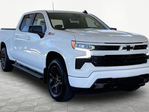 Used 2024 Chevrolet Silverado 1500 RST w/ Z71 Off-Road Package AWD/4WD image 1