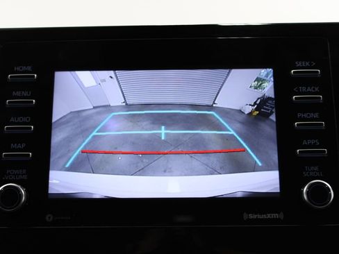 Used 2021 Toyota Camry LE image 41