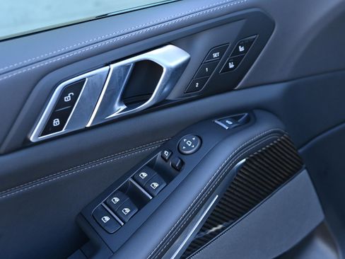 New 2026 BMW X5 M60i image 26