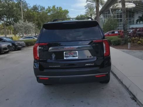 Used 2023 GMC Yukon XL AT4 w/ AT4 Premium Package AWD/4WD image 7