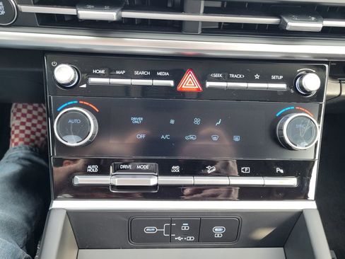 New 2026 Hyundai Santa Fe SE image 25