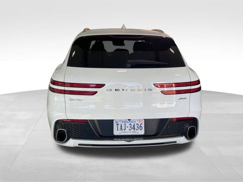 Used 2025 Genesis GV70 2.5T image 4