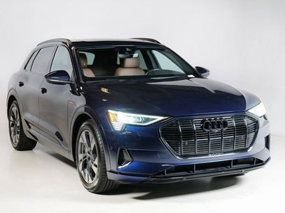 Certified 2022 Audi e-tron Premium w/ Convenience Plus Package