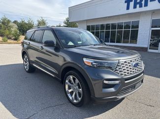 Used 2020 Ford Explorer Platinum w/ Premium Technology Package image 1