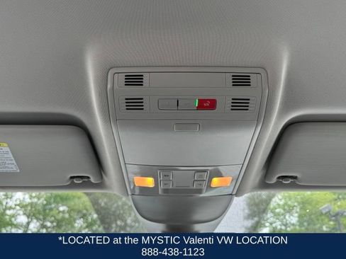 Certified 2023 Volkswagen Taos SE AWD/4WD image 18