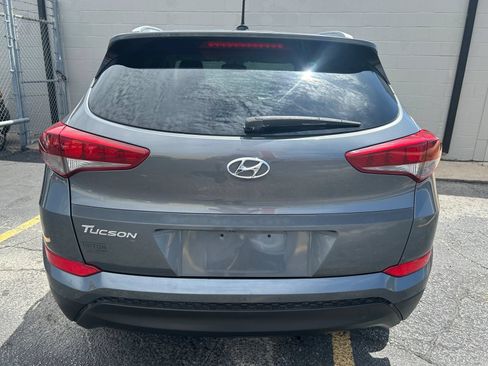 Used 2016 Hyundai Tucson SE w/ Option Group 02 FWD image 8